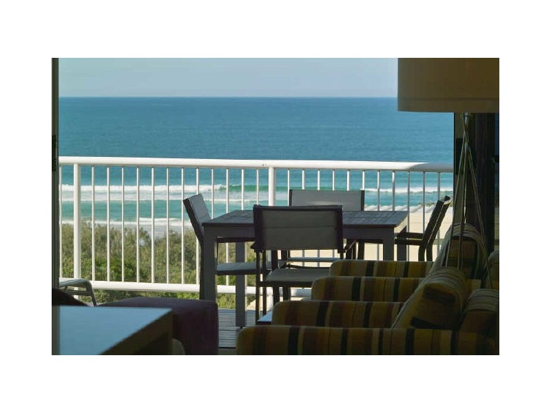 4/18 Peregian Esplanade, Peregian Beach QLD 4573