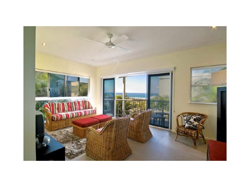 4/18 Peregian Esplanade, Peregian Beach QLD 4573
