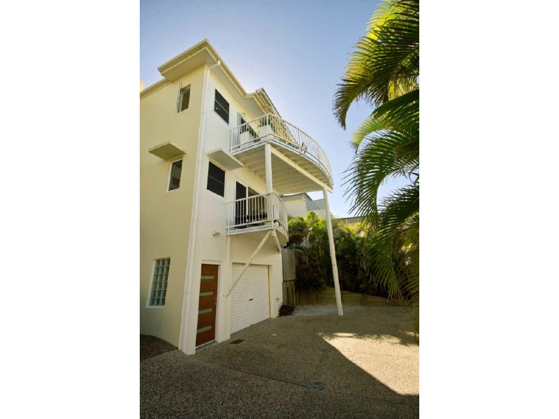 4/18 Peregian Esplanade, Peregian Beach QLD 4573