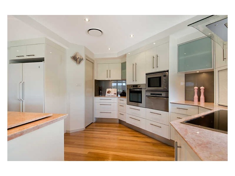 1 Pennant Court, Peregian Springs QLD 4573