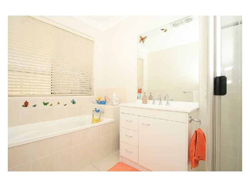 17 Glen Abby Avenue, Peregian Springs QLD 4573