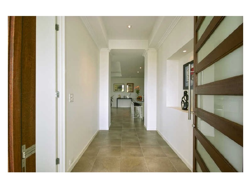 13 Maidstone Crescent, Peregian Springs QLD 4573