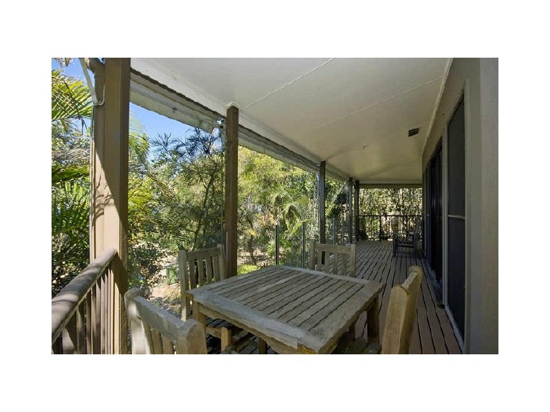 10 Crusoe Court, Castaways Beach QLD 4567