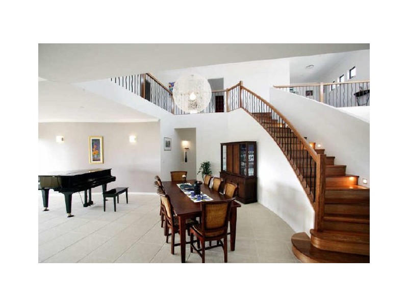 22 Greenside Court, Peregian Springs QLD 4573
