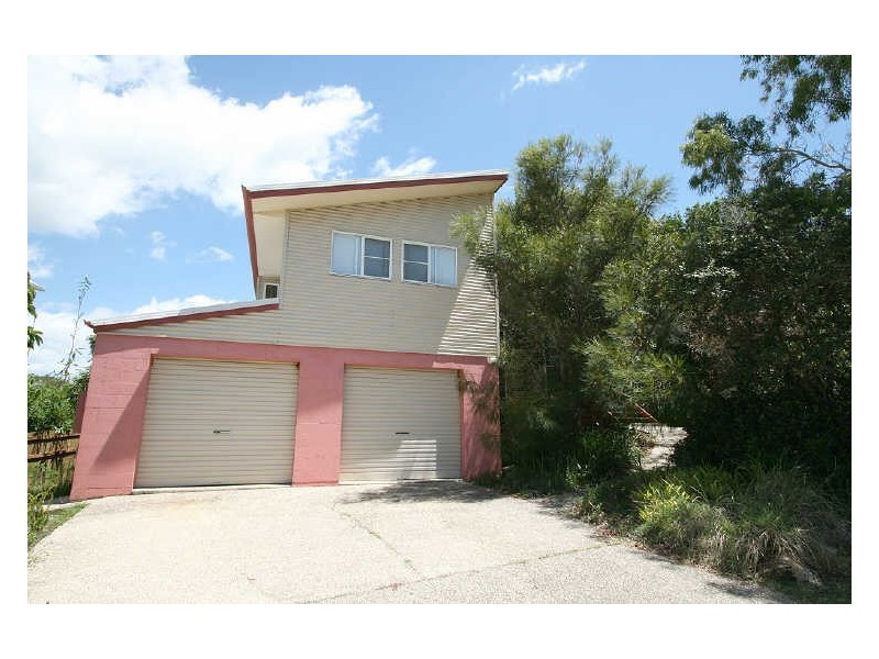 9 Flagship Court, Castaways Beach QLD 4567