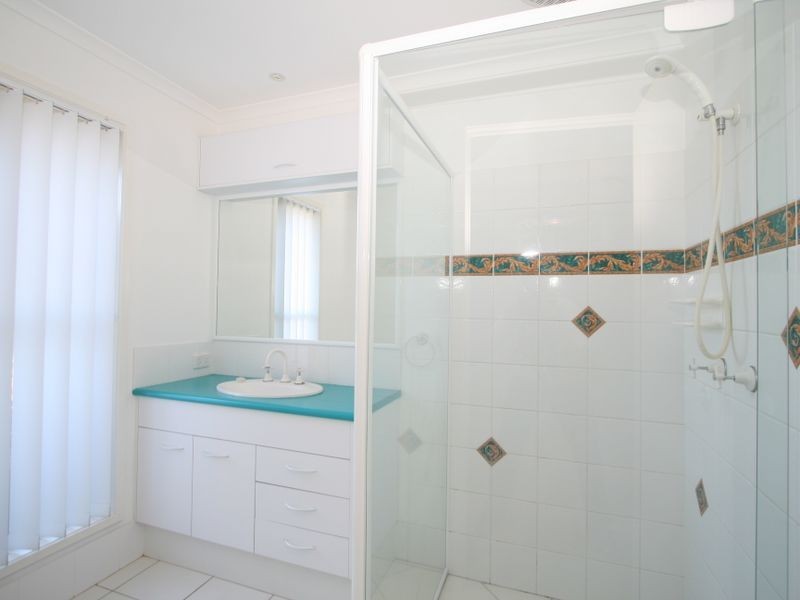 2 Yarran Road, Peregian Springs QLD 4573