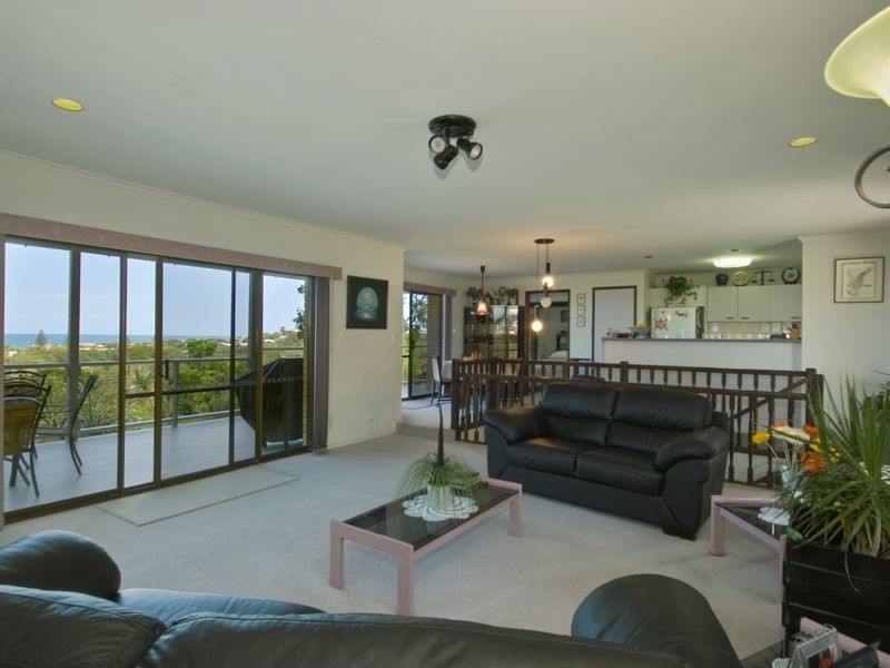 43 Lowry Street, Peregian Beach QLD 4573
