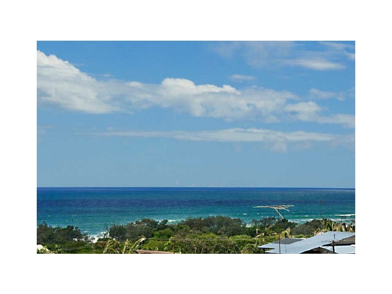 L2/40 Avocet Parade, Peregian Beach QLD 4573