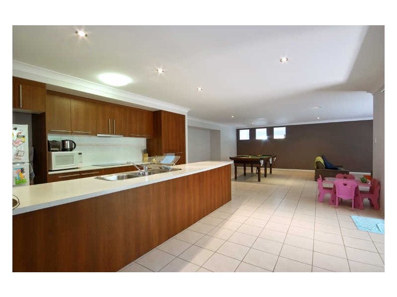 11 Riviera Crescent, Peregian Springs QLD 4573