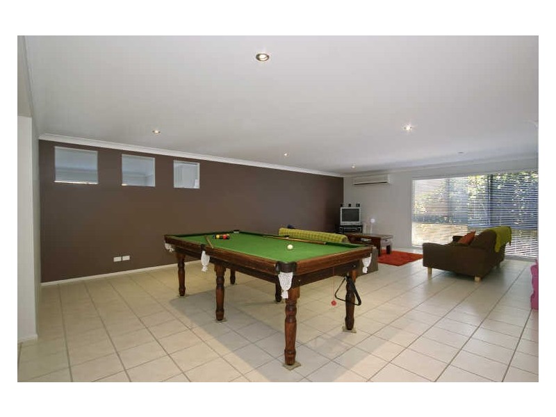 11 Riviera Crescent, Peregian Springs QLD 4573
