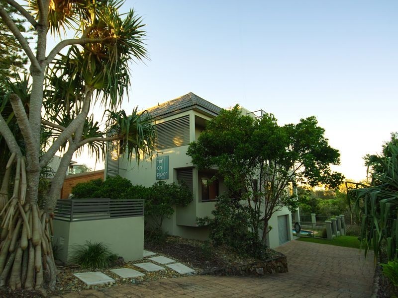 2/10 Piper Street, Peregian Beach QLD 4573