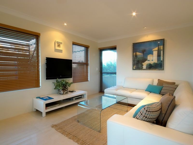 2/10 Piper Street, Peregian Beach QLD 4573