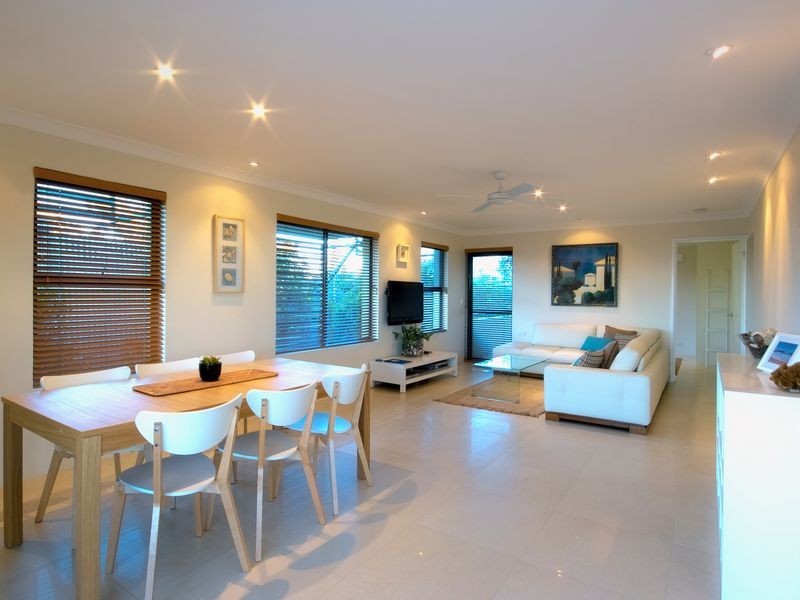 2/10 Piper Street, Peregian Beach QLD 4573