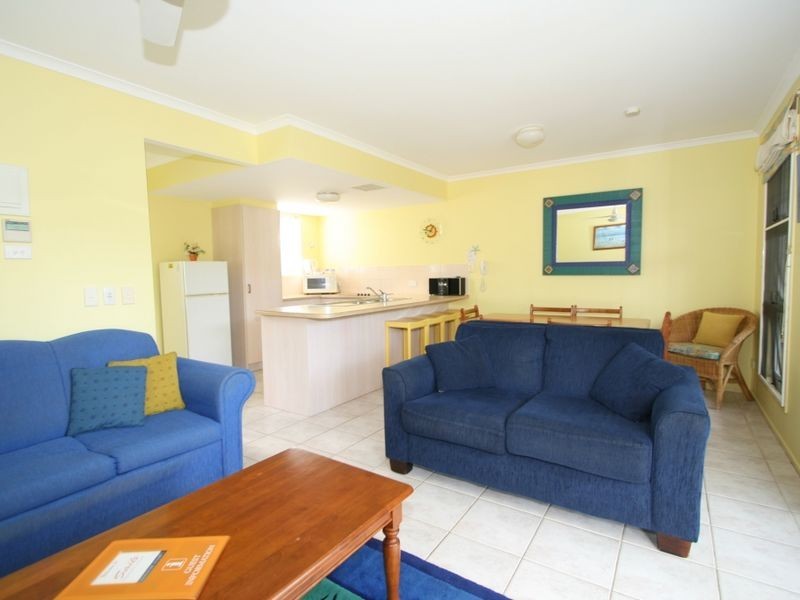 2/43 Oriole Avenue, Peregian Beach QLD 4573