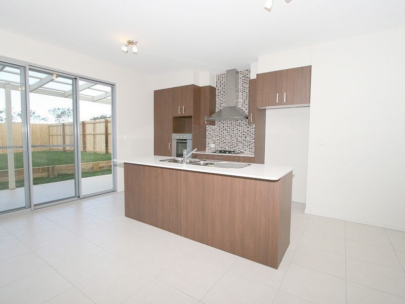 5 Doral Drive, Peregian Springs QLD 4573