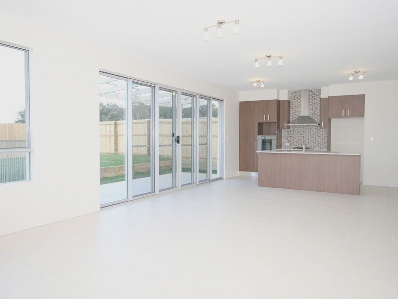 5 Doral Drive, Peregian Springs QLD 4573