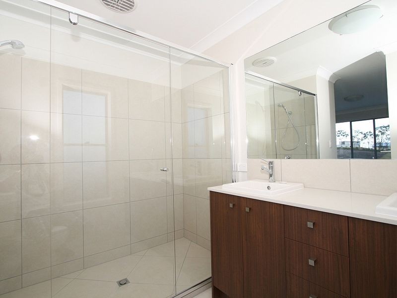 5 Doral Drive, Peregian Springs QLD 4573