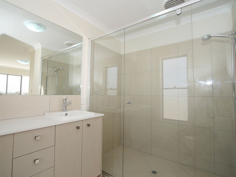 10 Doral Drive, Peregian Springs QLD 4573