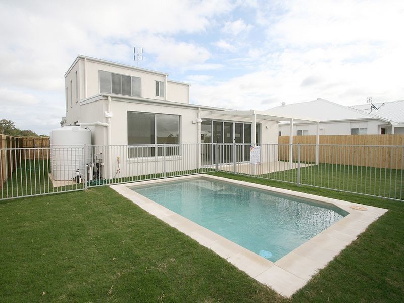 10 Doral Drive, Peregian Springs QLD 4573