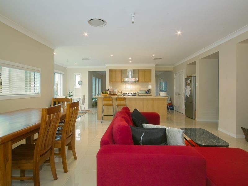5 Glen Abby Avenue, Peregian Springs QLD 4573