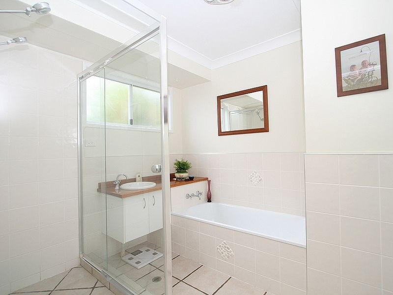 25 Marakari Crescent, Mount Coolum QLD 4573