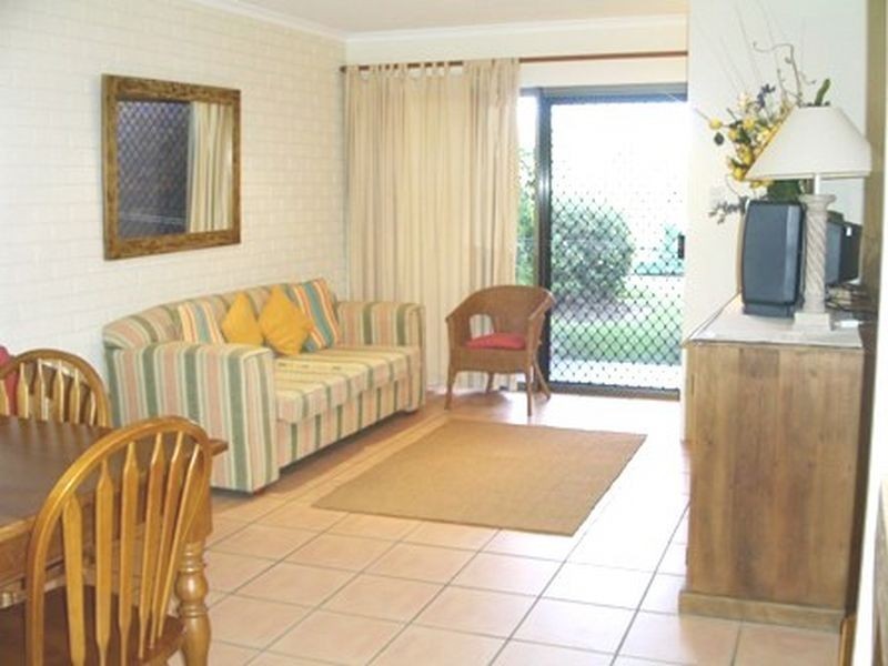 1/70 Peregian Esplanade, Peregian Beach QLD 4573