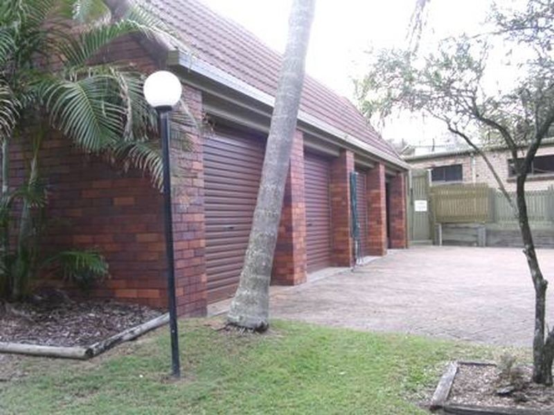 2/70 Peregian Esplanade, Peregian Beach QLD 4573