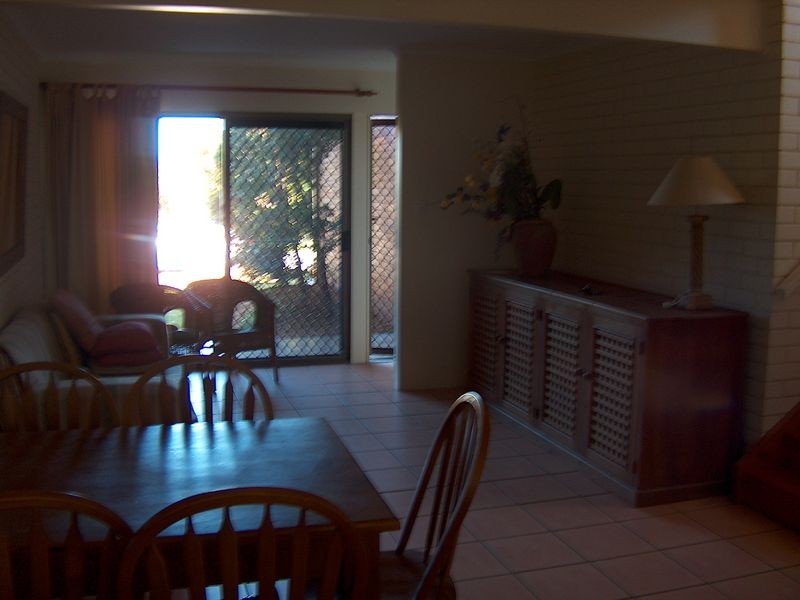 2/70 Peregian Esplanade, Peregian Beach QLD 4573