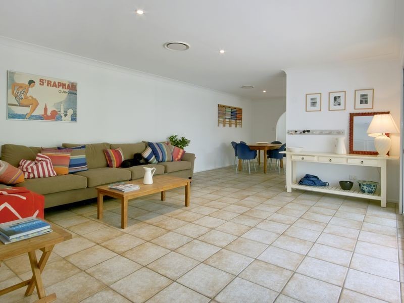 6 Landrail Street, Peregian Beach QLD 4573