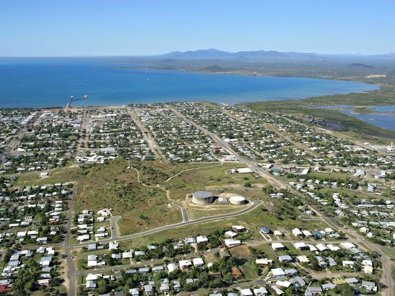 2 Panorama Place, Bowen QLD 4805