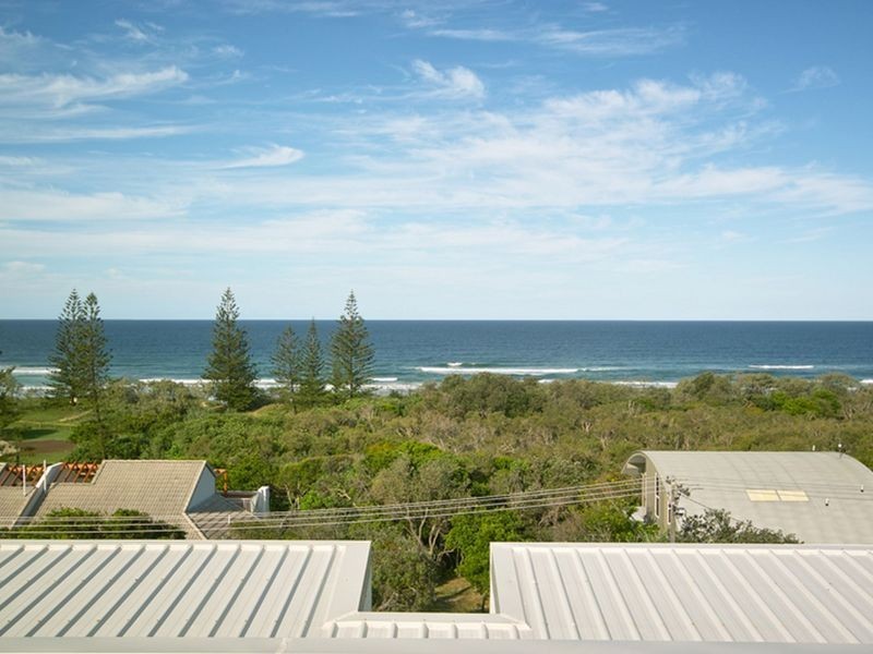 2/41 Plover Street, Peregian Beach QLD 4573