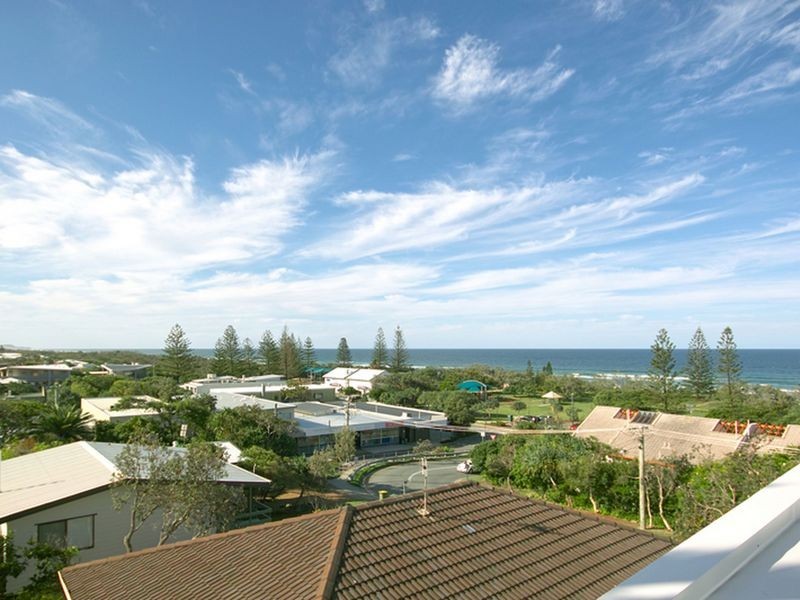 2/41 Plover Street, Peregian Beach QLD 4573