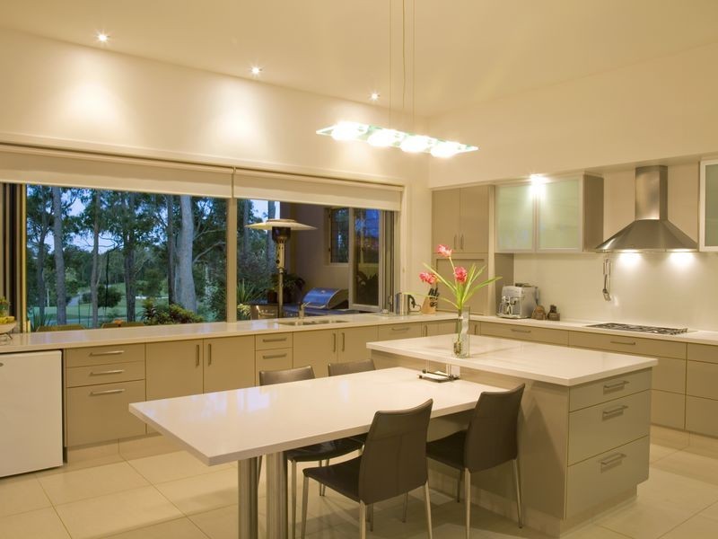 14 Lakeside Drive, Peregian Springs QLD 4573