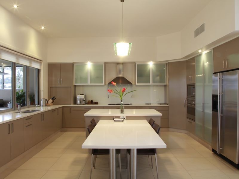 14 Lakeside Drive, Peregian Springs QLD 4573