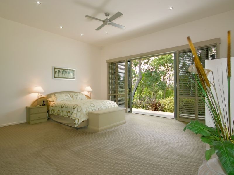14 Lakeside Drive, Peregian Springs QLD 4573
