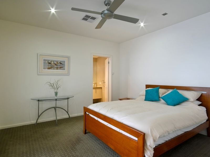 14 Lakeside Drive, Peregian Springs QLD 4573