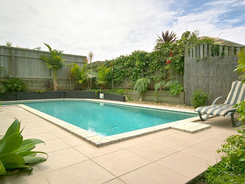 7 Thomson Place, Peregian Springs QLD 4573