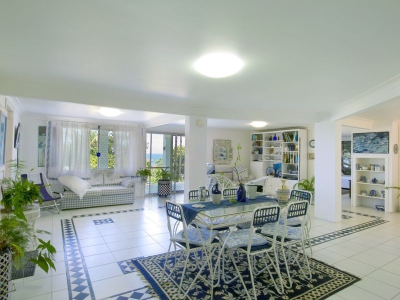 352 David Low Way, Peregian Beach QLD 4573