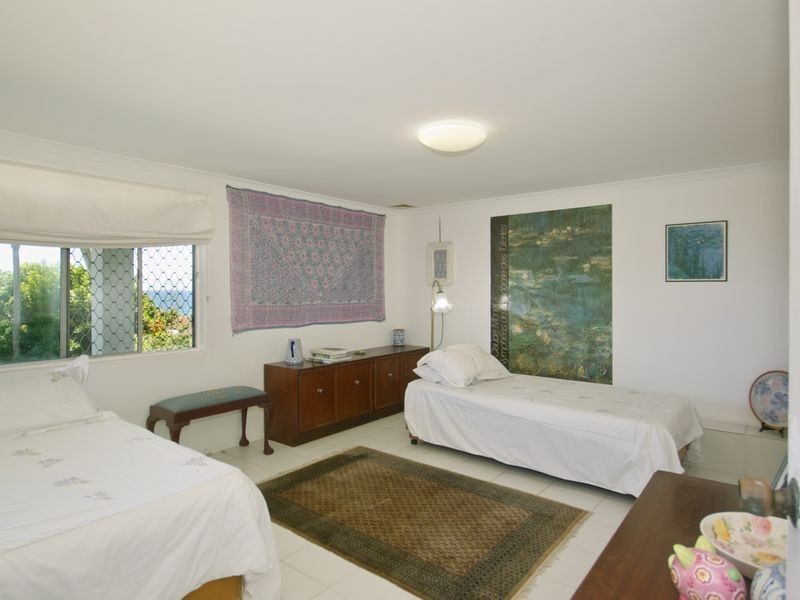 352 David Low Way, Peregian Beach QLD 4573