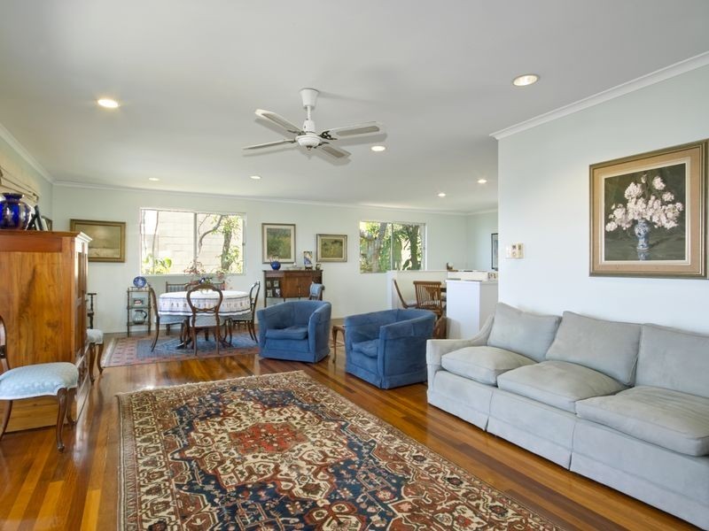 352 David Low Way, Peregian Beach QLD 4573