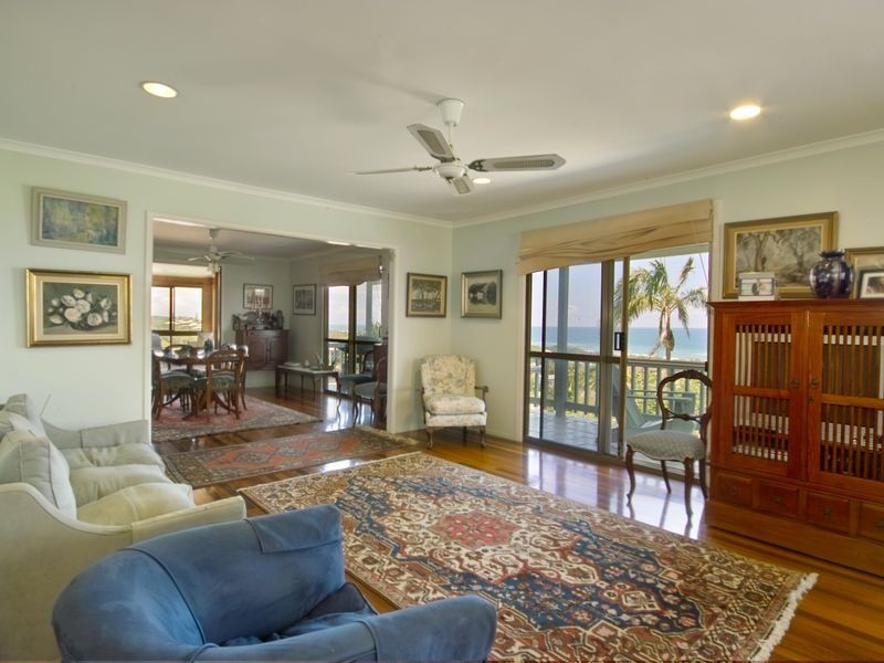 352 David Low Way, Peregian Beach QLD 4573