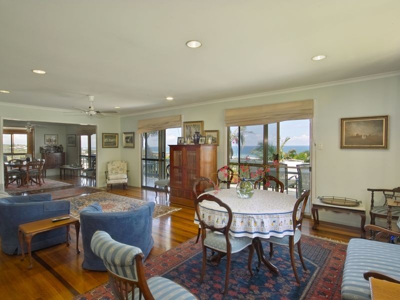 352 David Low Way, Peregian Beach QLD 4573
