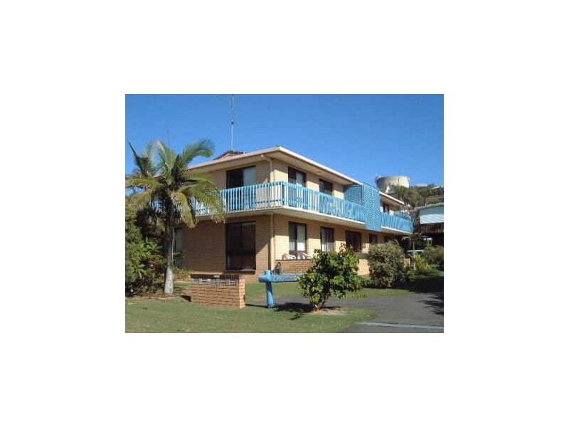 2/58 Peregian Esplanade, Peregian Beach QLD 4573