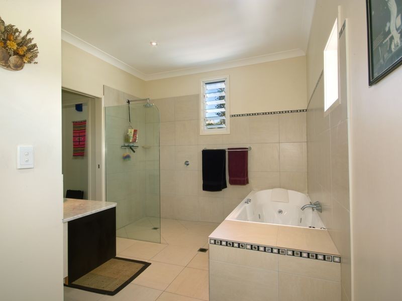 25 Parakeet Crescent, Peregian Beach QLD 4573