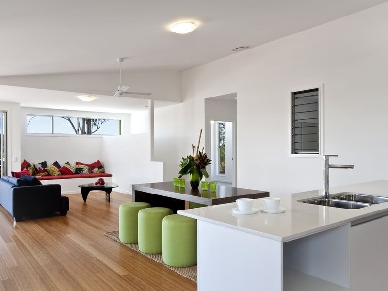 204 The Avenue, Peregian Springs QLD 4573