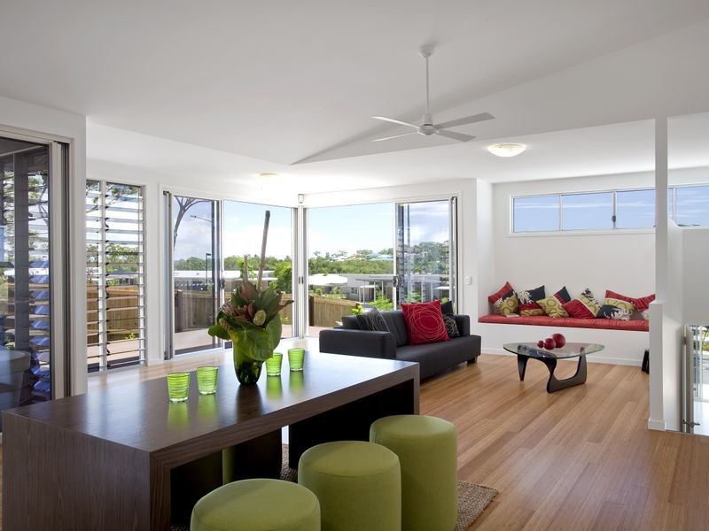 204 The Avenue, Peregian Springs QLD 4573