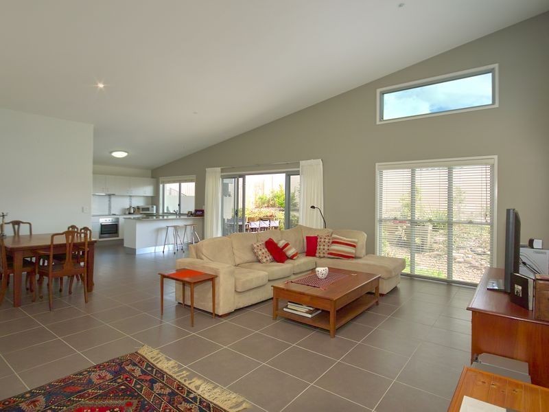 14 Honeyeater Crescent, Peregian Springs QLD 4573