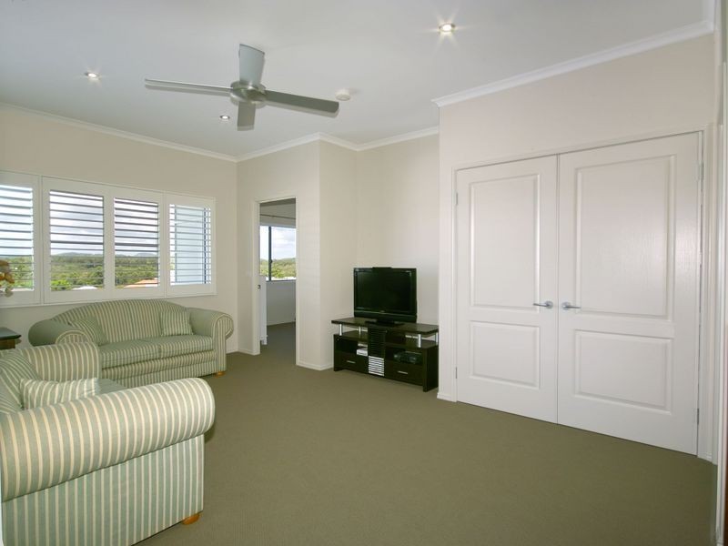 20 Maddens Crescent, Peregian Springs QLD 4573