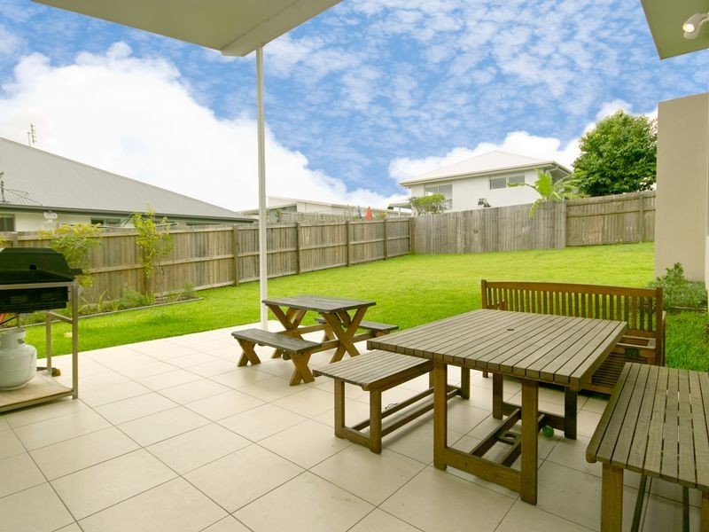 6 Stoneybrook Place, Peregian Springs QLD 4573