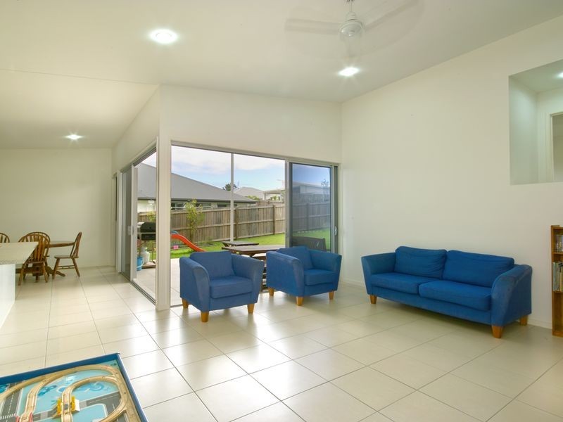 6 Stoneybrook Place, Peregian Springs QLD 4573